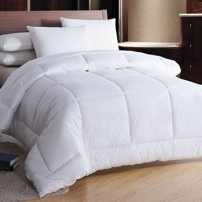 Luxe katoenen hotel dekbed 90% witte eenden dekbed Modieus