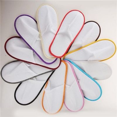 Broderie logo slipper voor hotel binnenshuis gebruik slipper